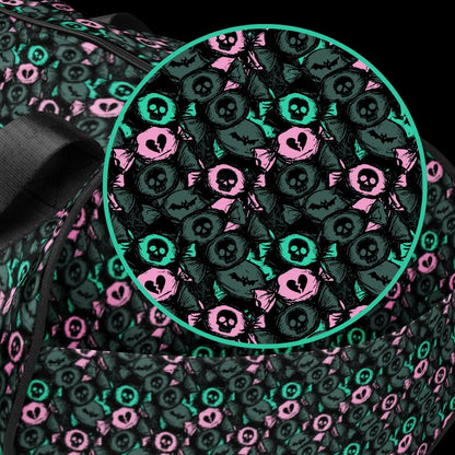 Duffel bag with a skull candy pattern in mint grey and pink shades